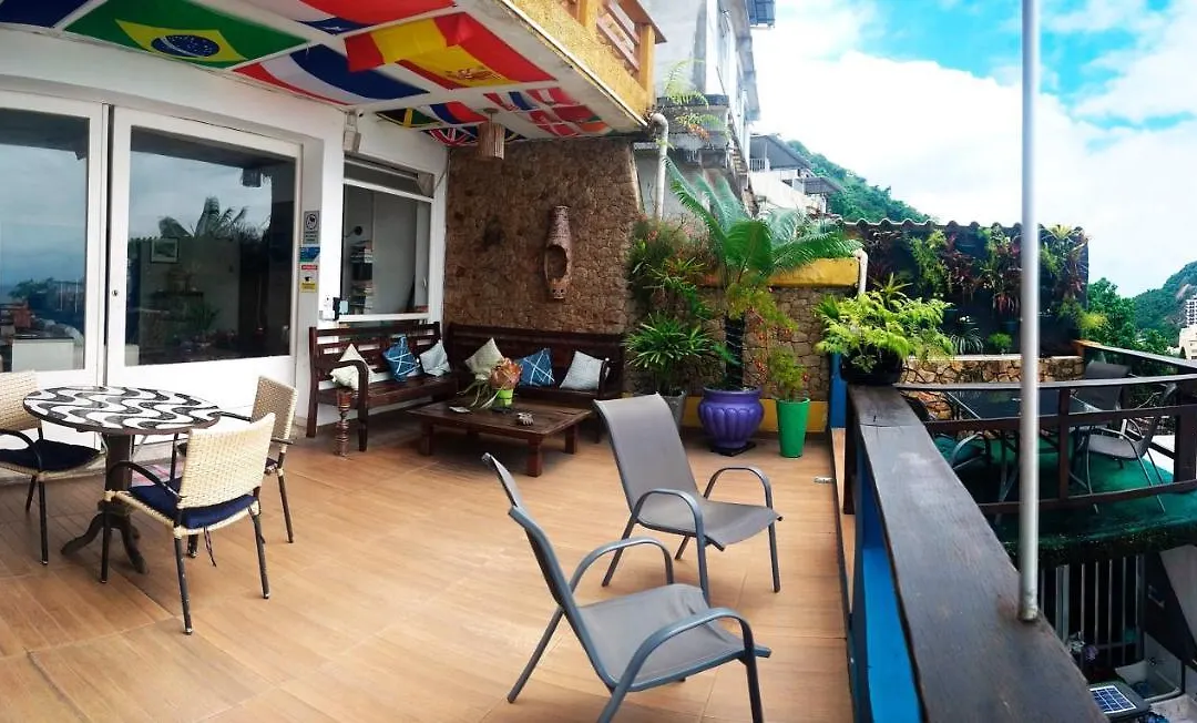 Babilonia Rio Hostel-1
